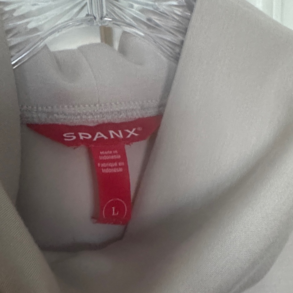 Spanx Air Essential Turtleneck Tunic - Picture 2 of 3